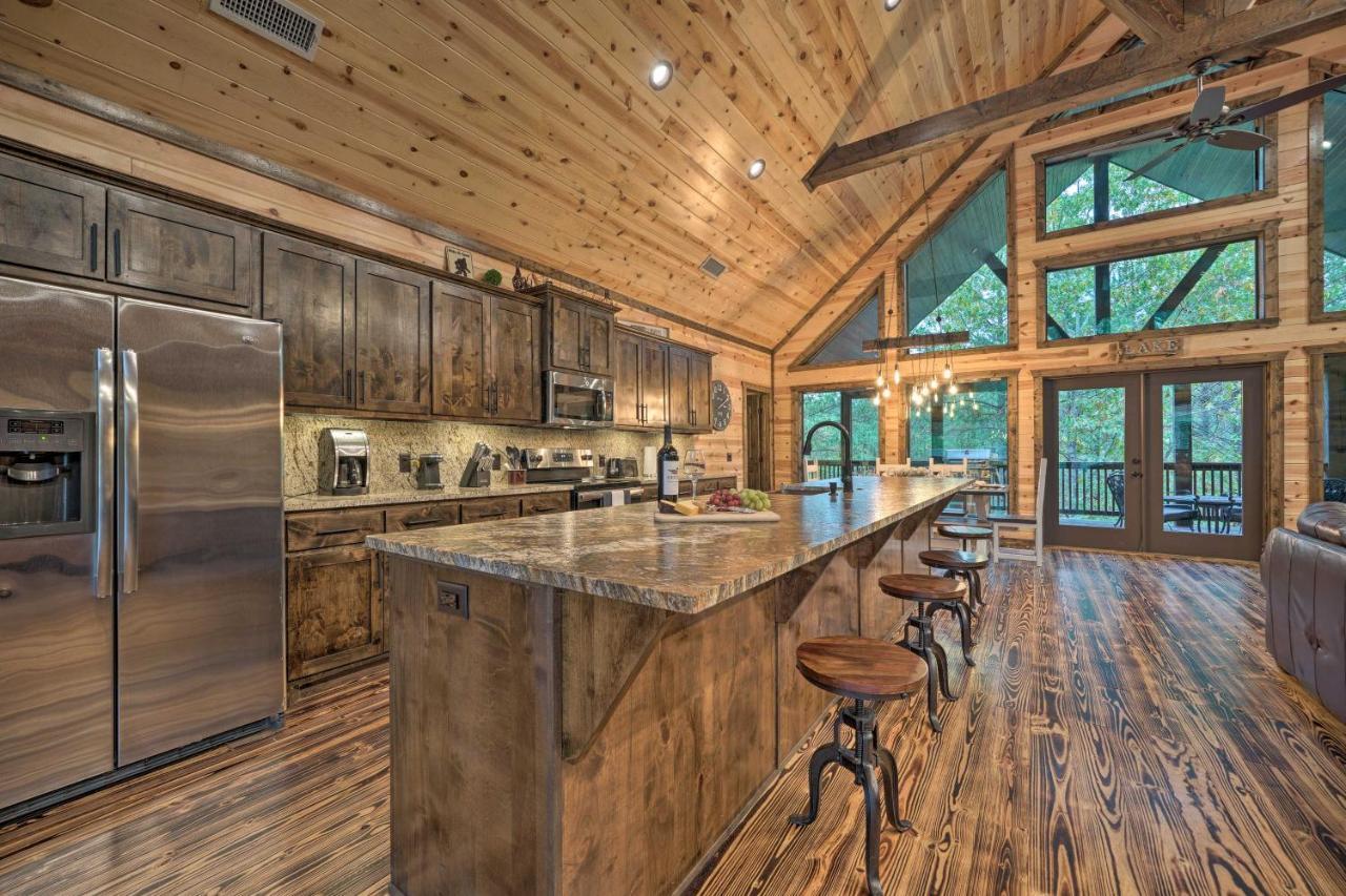 Broken Bow Cabin Deck With Hot Tub And Pool Table! Exterior photo